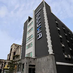 3* Hotel Illuwa